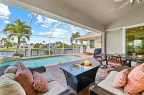 Luxury Private Villa with Stunning Pool, Spa, and Kayaks! - Villa Casa Lucia - Roelens Vacations